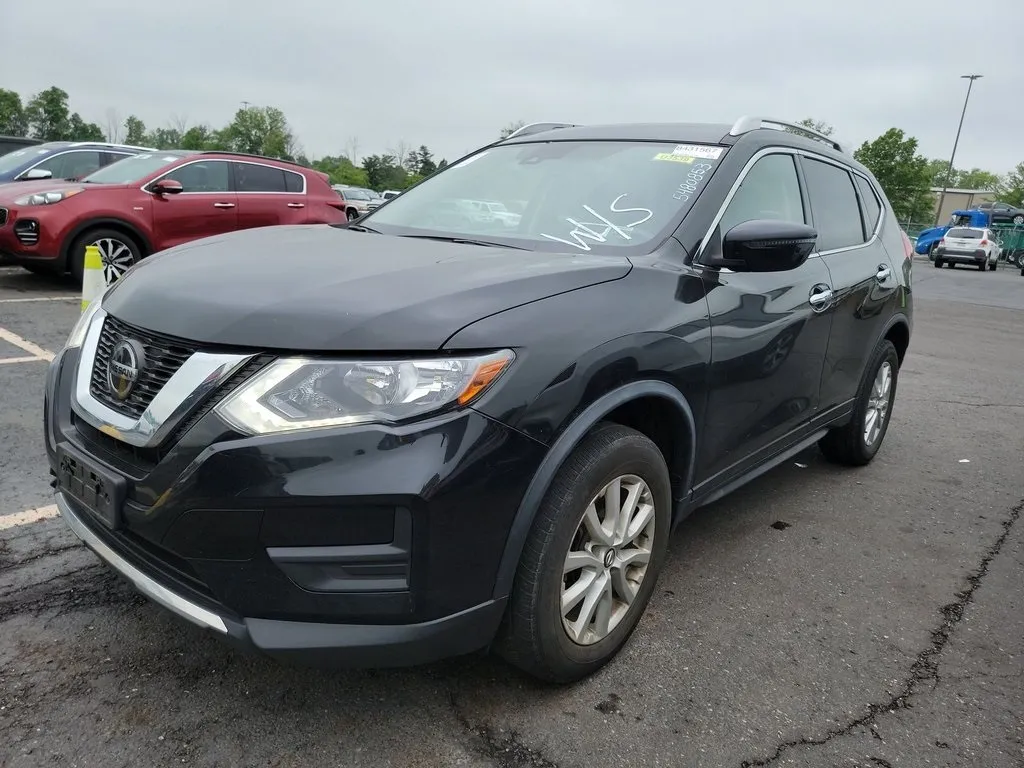 Black 2019 Nissan Rogue SV for sale in LaGrange, GA