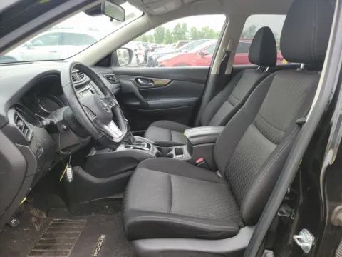 More photos of 2019 Nissan Rogue SV at Nissan of LaGrange, GA