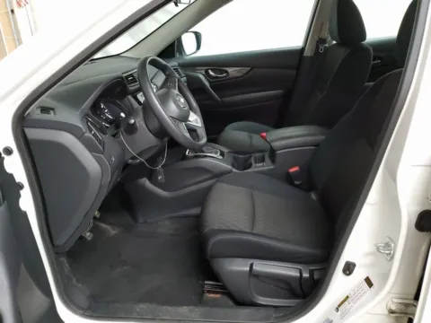 More photos of 2017 Nissan Rogue at Nissan of LaGrange, GA