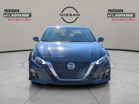 Photos of 2021 Nissan Altima 2.5 Platinum for sale in LaGrange, GA at Nissan of LaGrange