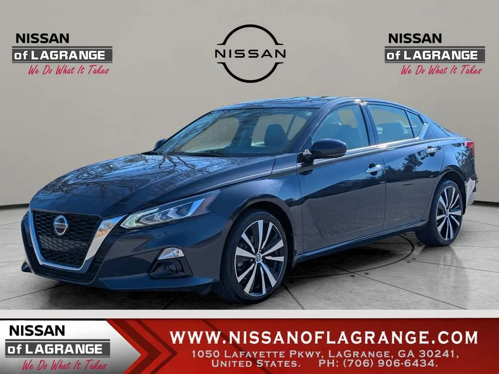 Blue 2021 Nissan Altima 2.5 Platinum for sale in LaGrange, GA