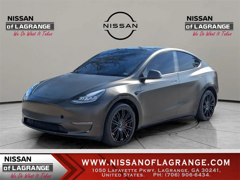Used 2020 Tesla Model Y Long Range with VIN 5YJYGDEE0LF049425 for sale in Chamblee, GA