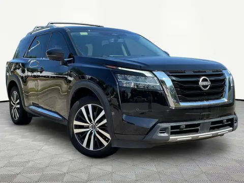 More photos of 2023 Nissan Pathfinder Platinum at Nissan of LaGrange, GA