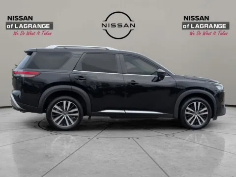 More photos of 2023 Nissan Pathfinder Platinum at Nissan of LaGrange, GA