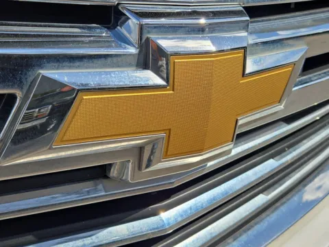 More photos of 2019 Chevrolet Suburban Premier at Nissan of LaGrange, GA