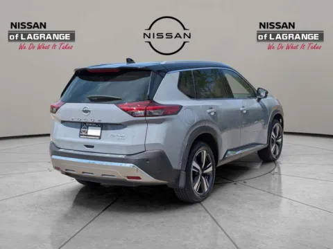 More photos of 2021 Nissan Rogue Platinum at Nissan of LaGrange, GA