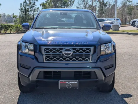 Photos of 2022 Nissan Frontier SV for sale in LaGrange, GA at Nissan of LaGrange