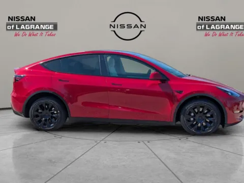 More photos of 2021 Tesla Model Y Long Range at Nissan of LaGrange, GA