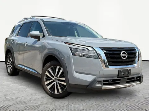 More photos of 2023 Nissan Pathfinder Platinum at Nissan of LaGrange, GA