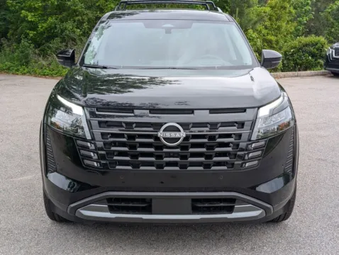 Photos of 2026 Nissan Pathfinder Platinum for sale in LaGrange, GA at Nissan of LaGrange