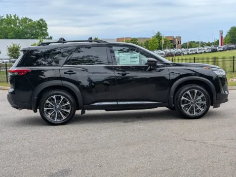 More photos of 2026 Nissan Pathfinder Platinum at Nissan of LaGrange, GA