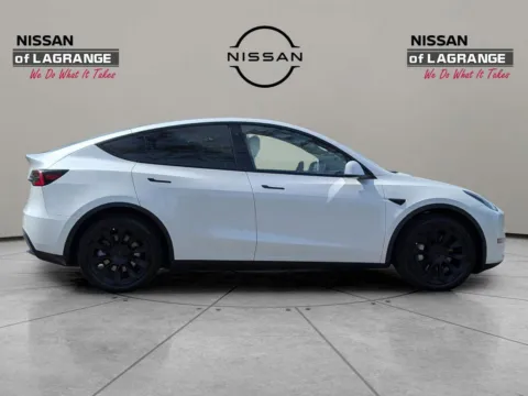 More photos of 2021 Tesla Model Y Long Range at Nissan of LaGrange, GA