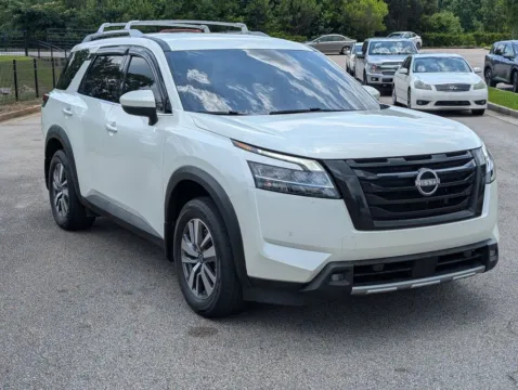 Another view of 2022 Nissan Pathfinder SL for sale in LaGrange, GA at Nissan of LaGrange