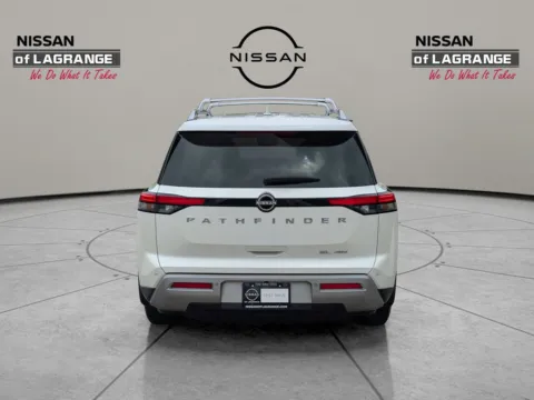 More photos of 2022 Nissan Pathfinder SL at Nissan of LaGrange, GA