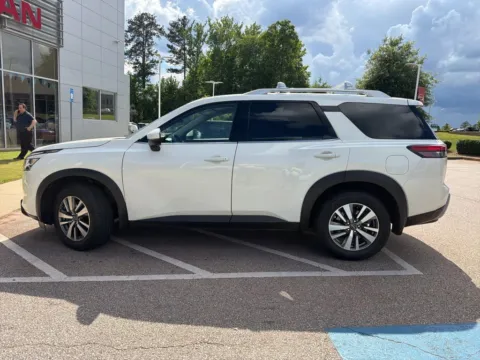 Photos of 2022 Nissan Pathfinder SL for sale in LaGrange, GA at Nissan of LaGrange