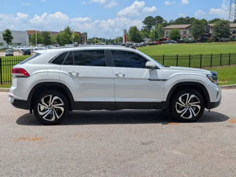 More photos of 2023 Volkswagen Atlas Cross Sport 2.0T SEL at Nissan of LaGrange, GA