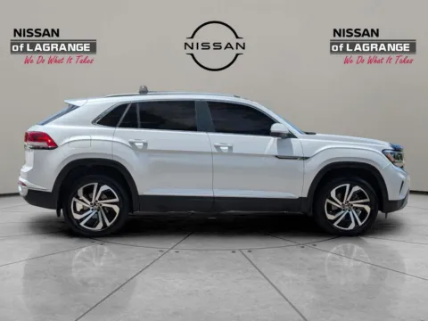 More photos of 2023 Volkswagen Atlas Cross Sport 2.0T SEL at Nissan of LaGrange, GA