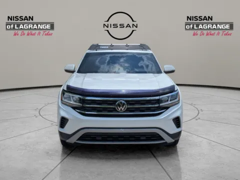 Photos of 2023 Volkswagen Atlas Cross Sport 2.0T SEL for sale in LaGrange, GA at Nissan of LaGrange
