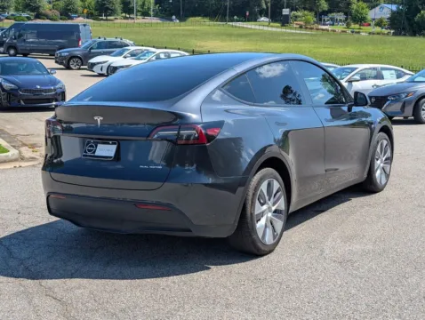 More photos of 2024 Tesla Model Y Long Range at Nissan of LaGrange, GA