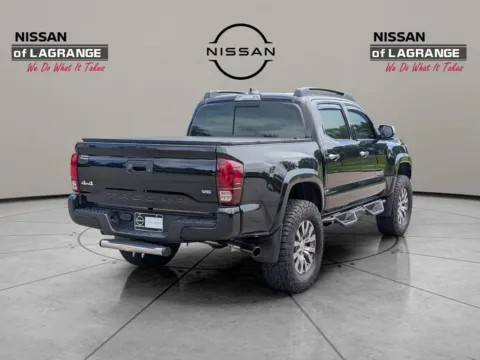 More photos of 2022 Toyota Tacoma Limited at Nissan of LaGrange, GA