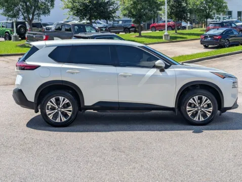 More photos of 2021 Nissan Rogue SV at Nissan of LaGrange, GA