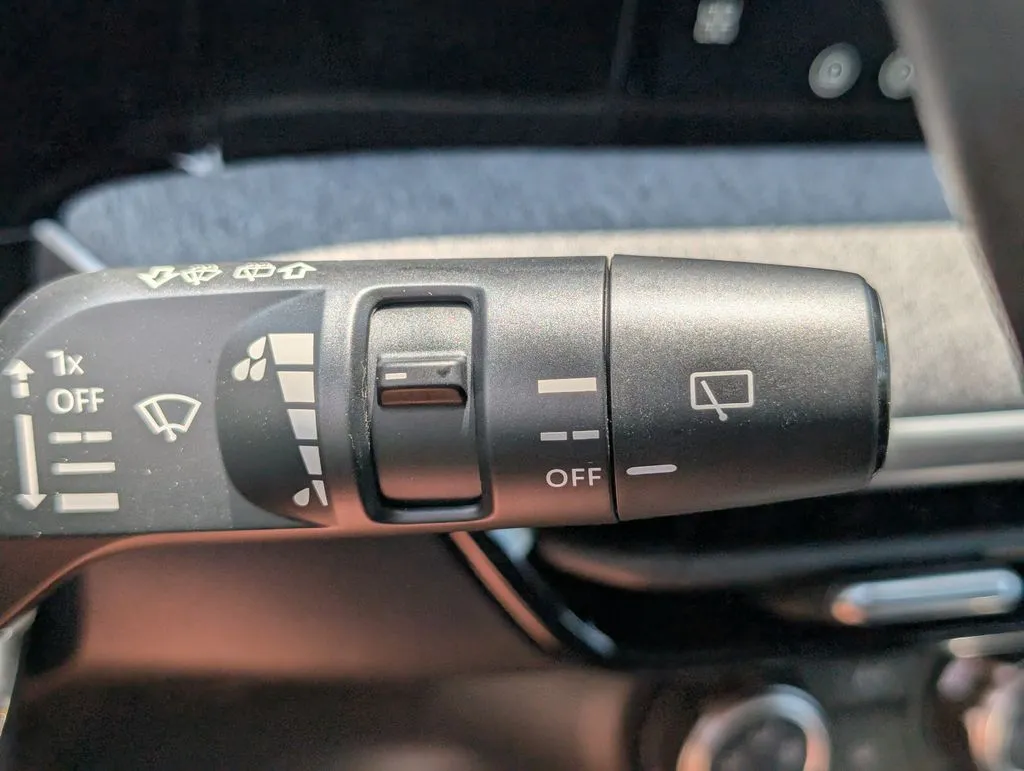 2026 Nissan KICKS S - Photo 25
