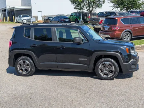 More photos of 2017 Jeep Renegade Sport at Nissan of LaGrange, GA