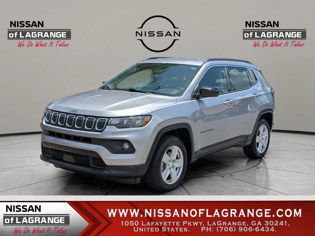 Silver 2022 Jeep Compass Latitude for sale in LaGrange, GA
