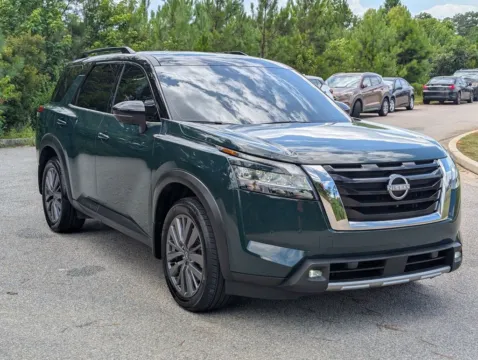 Another view of 2022 Nissan Pathfinder SL for sale in LaGrange, GA at Nissan of LaGrange
