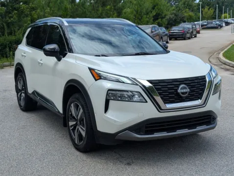 Another view of 2023 Nissan Rogue SL for sale in LaGrange, GA at Nissan of LaGrange
