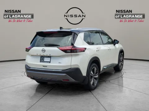 More photos of 2023 Nissan Rogue SL at Nissan of LaGrange, GA