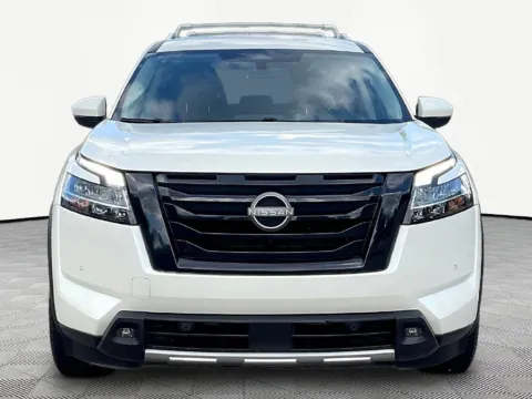 Photos of 2023 Nissan Pathfinder SL for sale in LaGrange, GA at Nissan of LaGrange