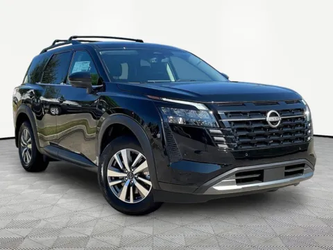 Photos of 2026 Nissan Pathfinder SL for sale in LaGrange, GA at Nissan of LaGrange