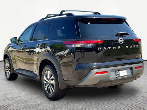 Another view of 2026 Nissan Pathfinder SL for sale in LaGrange, GA at Nissan of LaGrange
