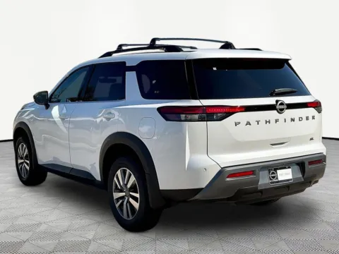 Another view of 2026 Nissan Pathfinder SL for sale in LaGrange, GA at Nissan of LaGrange