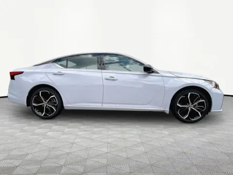 More photos of 2024 Nissan Altima 2.5 SR at Nissan of LaGrange, GA