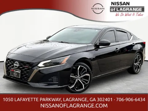 Black 2024 Nissan Altima 2.5 SR for sale in LaGrange, GA