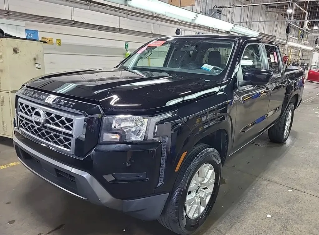 Black 2023 Nissan Frontier SV for sale in LaGrange, GA