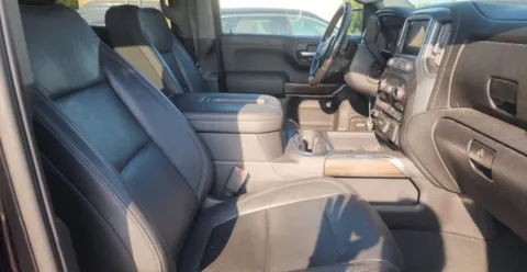 More photos of 2019 Chevrolet Silverado 1500 RST at Nissan of LaGrange, GA
