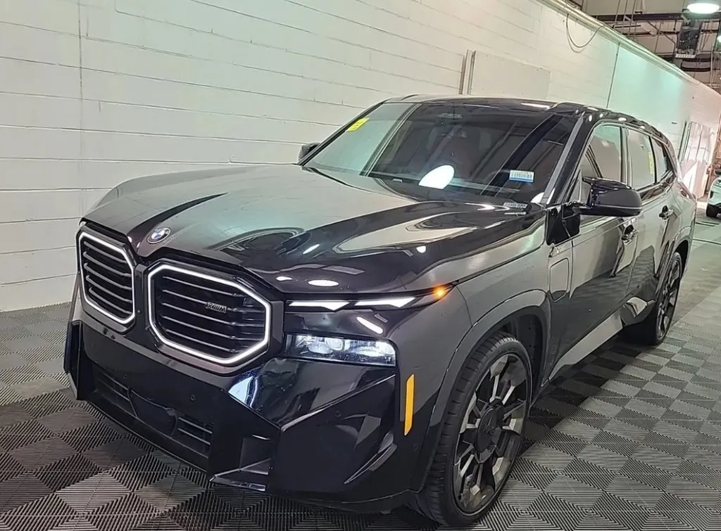 2024 BMW XM