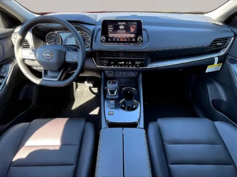 More photos of 2027 Nissan Rogue Dark Armor at Nissan of LaGrange, GA