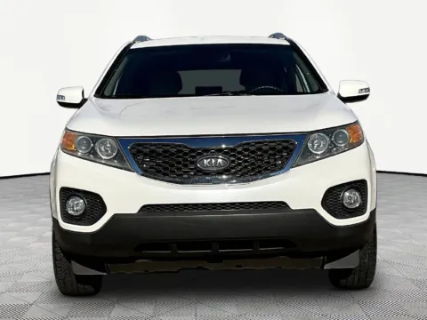 Photos of 2011 Kia Sorento LX for sale in LaGrange, GA at Nissan of LaGrange