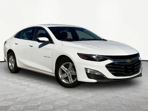 More photos of 2022 Chevrolet Malibu LT at Nissan of LaGrange, GA
