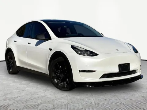More photos of 2022 Tesla Model Y Long Range at Nissan of LaGrange, GA