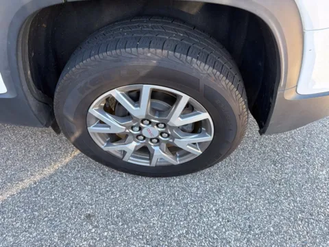 More photos of 2021 GMC Acadia SLT at Nissan of LaGrange, GA