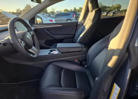 More photos of 2022 Tesla Model Y Performance at Nissan of LaGrange, GA