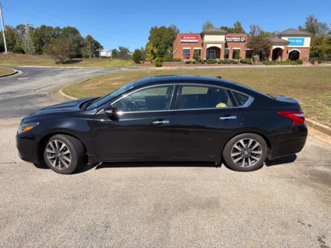 Another view of 2017 Nissan Altima 2.5 SL for sale in LaGrange, GA at Nissan of LaGrange