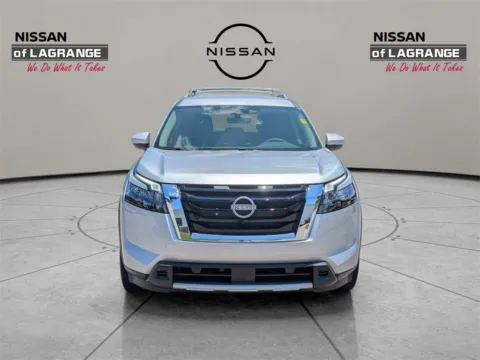 Photos of 2025 Nissan Pathfinder SL for sale in LaGrange, GA at Nissan of LaGrange