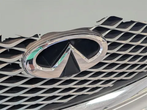 More photos of 2018 INFINITI QX80 at Nissan of LaGrange, GA