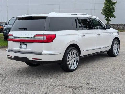 More photos of 2019 Lincoln Navigator L Reserve at Nissan of LaGrange, GA